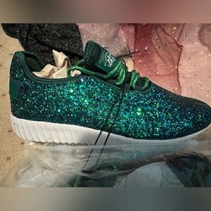 Southern Fried Chics Glitter Bomb Sneakers in Peacock Size 8